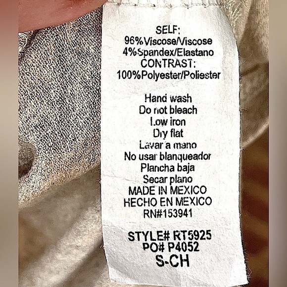 Flowy Oversized Blouse Contrast Ruffle Sleeve - Picture 3 of 4